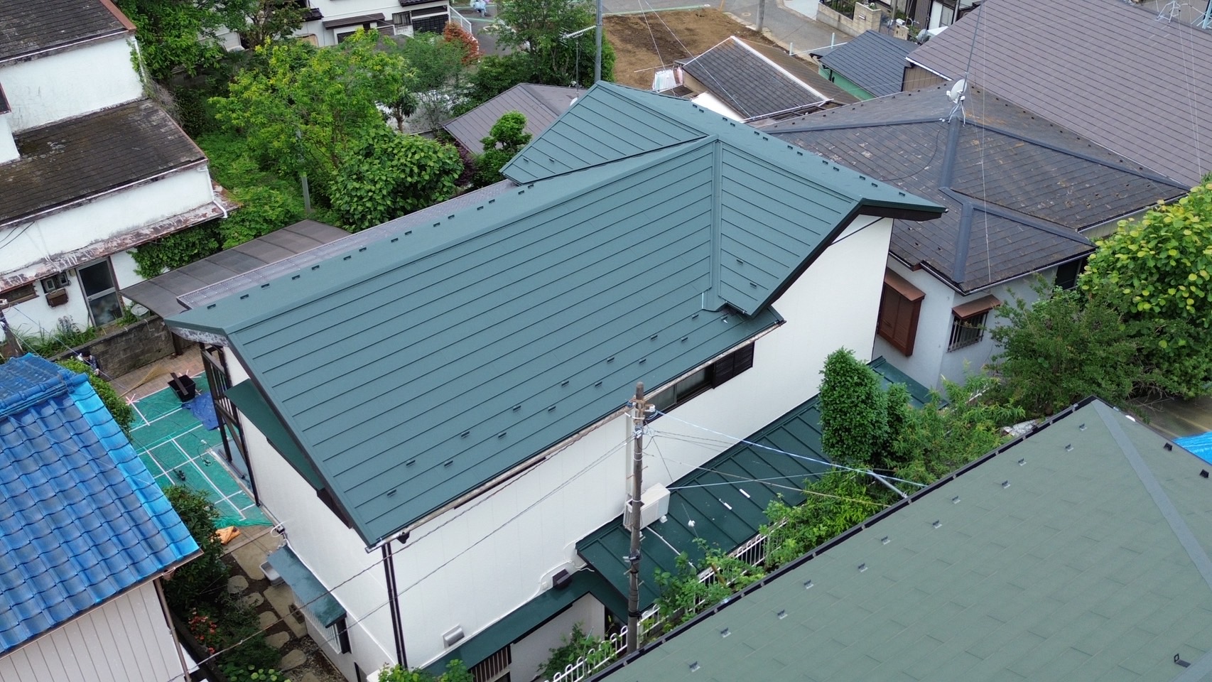 塗装中の人の画像